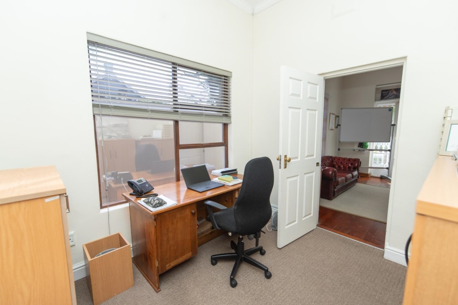 Commercial Property for Sale in Richmond Hill Eastern Cape